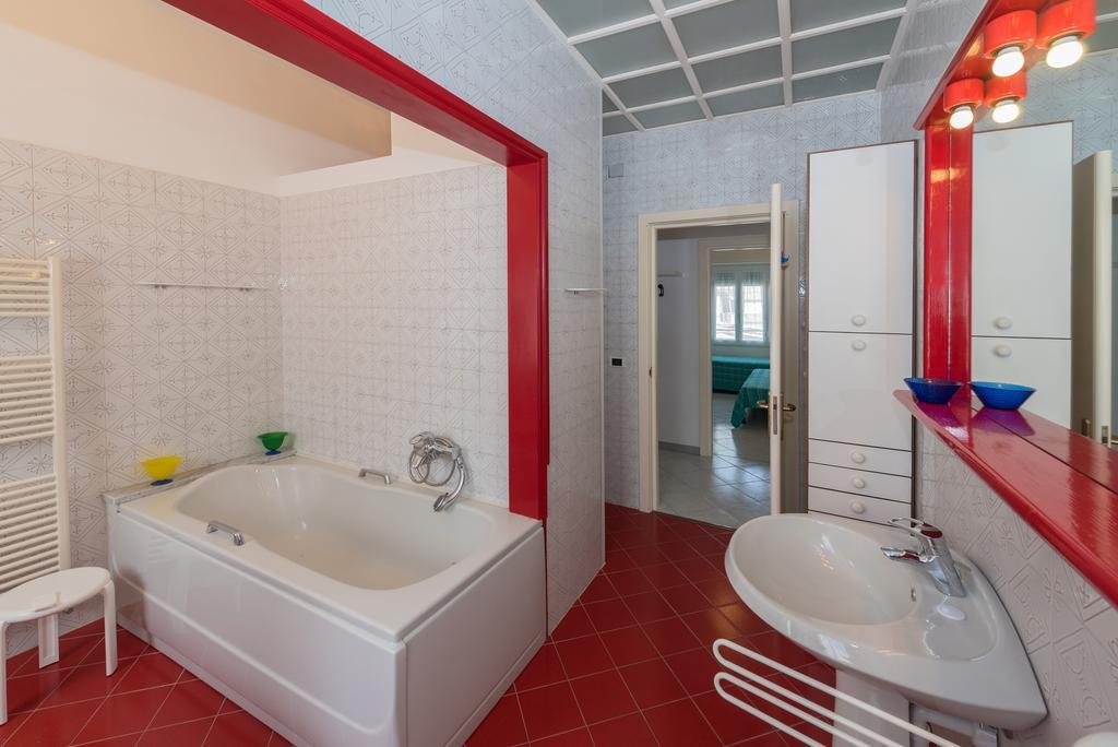 Domitilla House Finale Ligure Kültér fotó