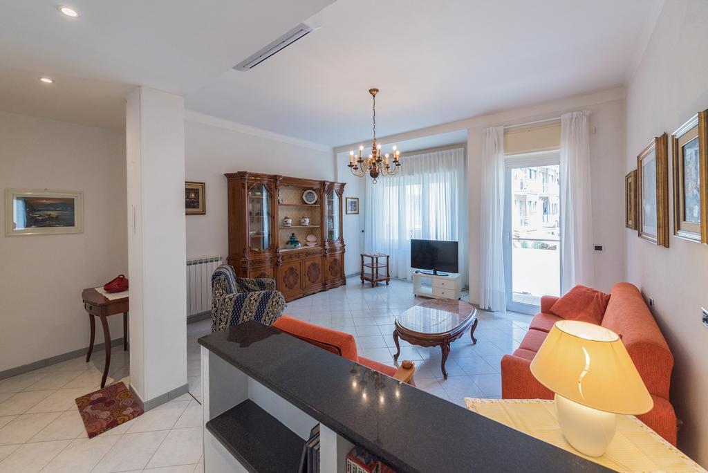 Domitilla House Finale Ligure Kültér fotó